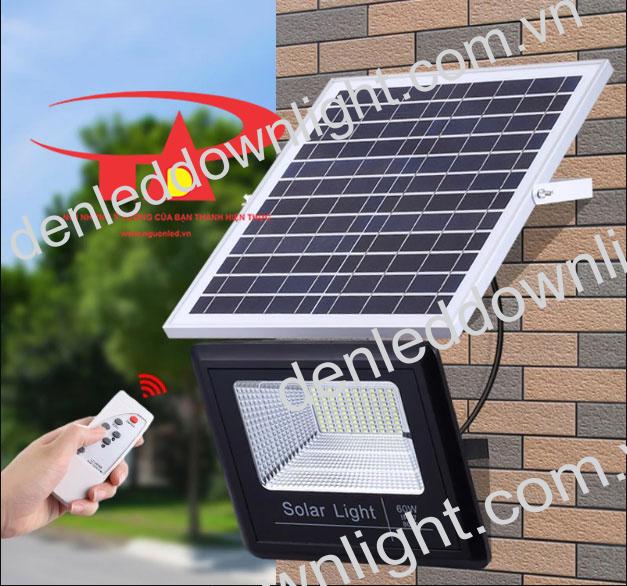 đ&egrave;n pha led năng lượng mặt trời 60W chip led cao cấp 