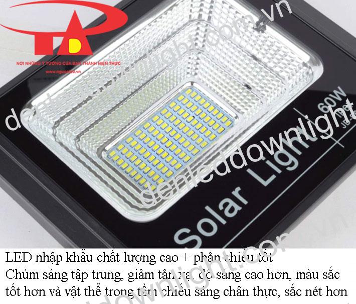 đ&egrave;n pha led năng lượng mặt trời 60W si&ecirc;u bền, si&ecirc;u s&aacute;ng