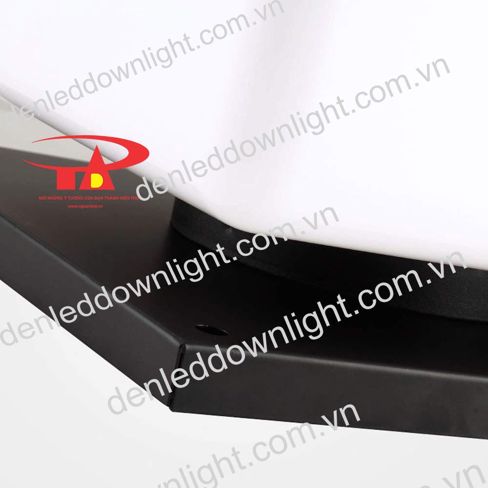 đ&egrave;n trụ cổng năng lượng mặt trời GDL10 gi&aacute; rẻ, si&ecirc;u bền