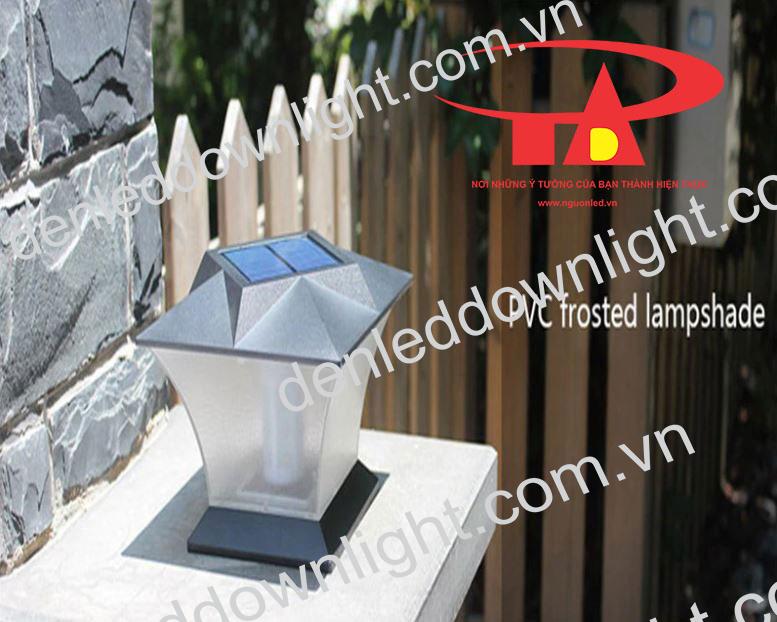 đ&egrave;n trụ cổng năng lượng mặt trời GDL11 chiếu s&aacute;ng cổng r&agrave;o