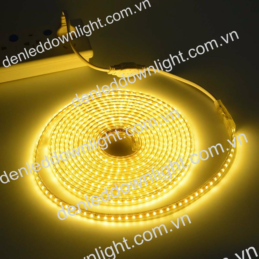 Đ&egrave;n led d&acirc;y 2835 d&ugrave;ng điện 220V cuộn d&agrave;i 100m m&agrave;u v&agrave;ng, loại tốt, gi&aacute; rẻ, si&ecirc;u s&aacute;ng
