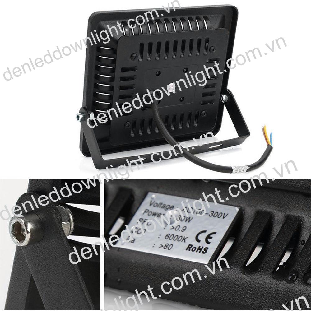 Đ&egrave;n pha led 50w mỏng loại tốt d&ugrave;ng chiếu s&aacute;ng biển hiệu, s&acirc;n vườn